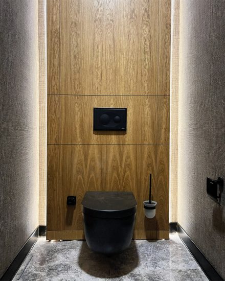 Comilac Headquarters - Private Restrooms