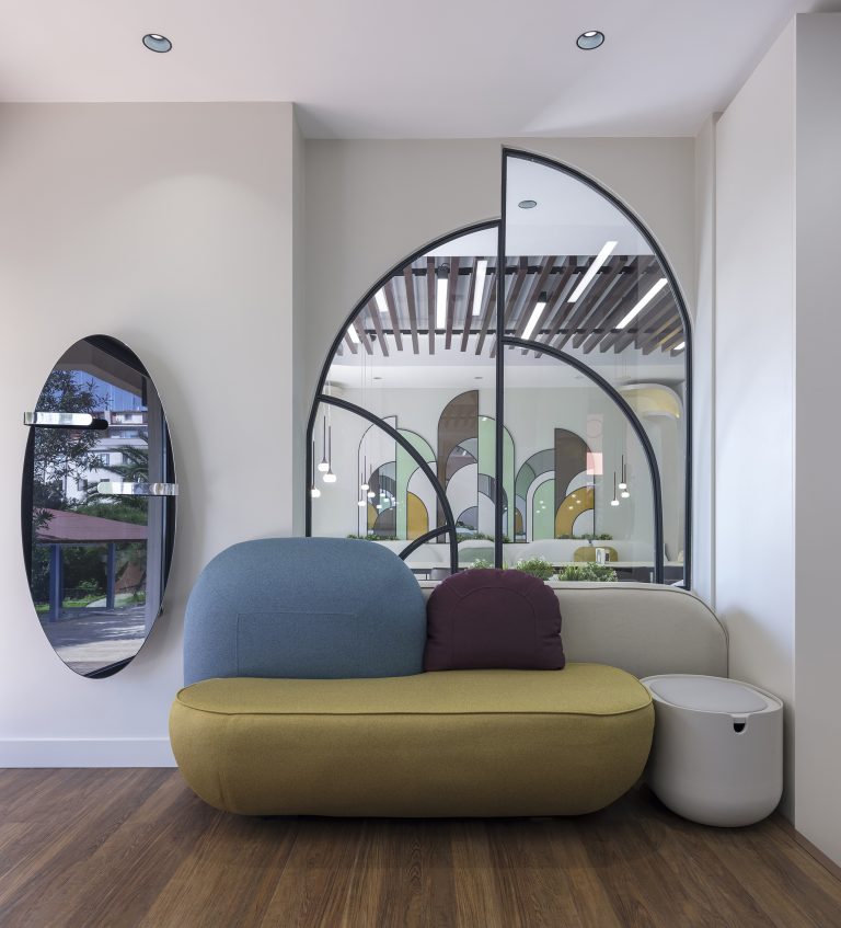 Cagdas Chemical Dining Hall - Design Features